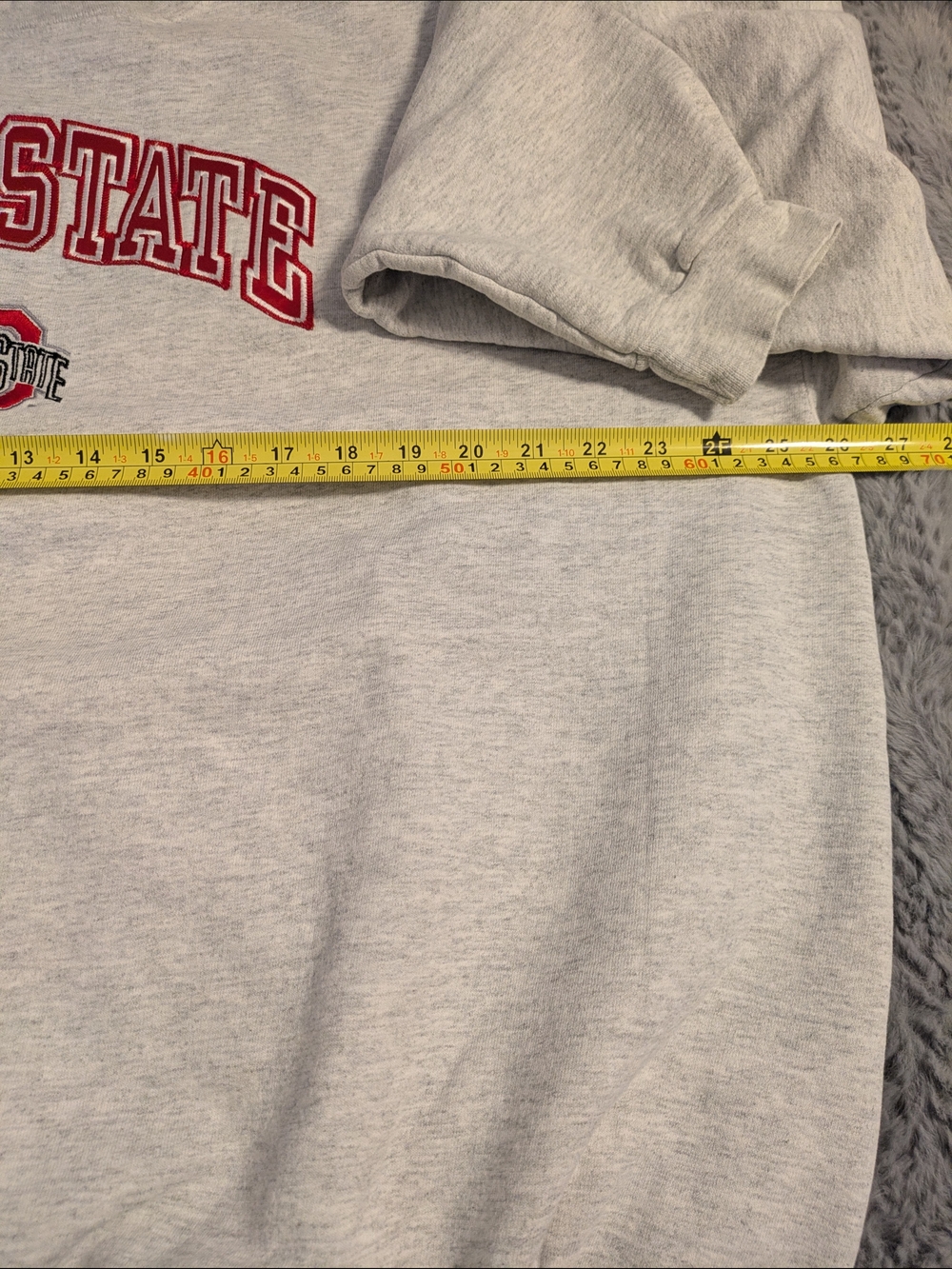 Ohio State Gray Crewneck Sweatshirt with Red Embroidered Logo Unisex XL - Picture 5 of 6